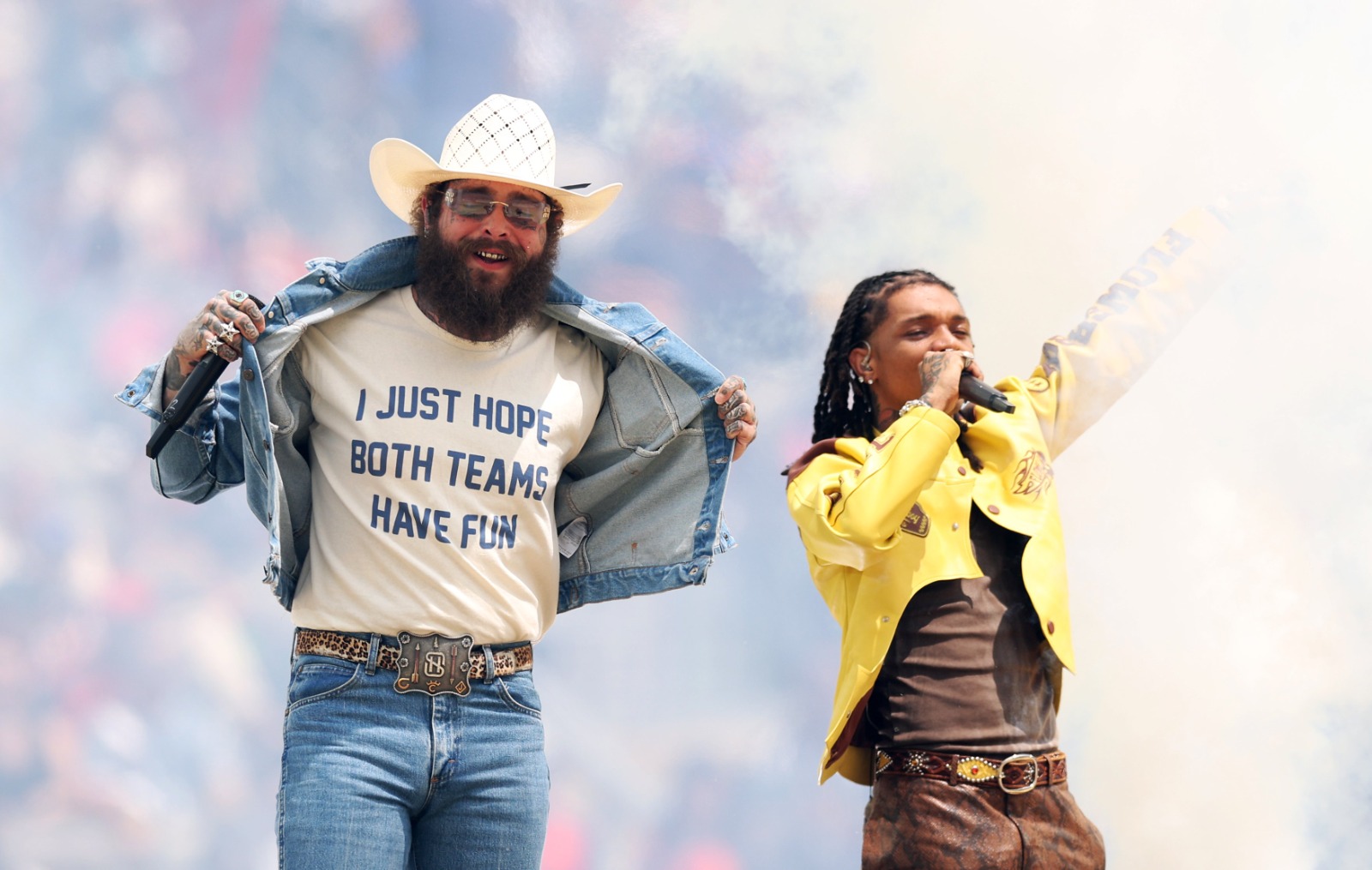 Post Malone yasusurukije abafana bakurikiye umukino wa nyuma