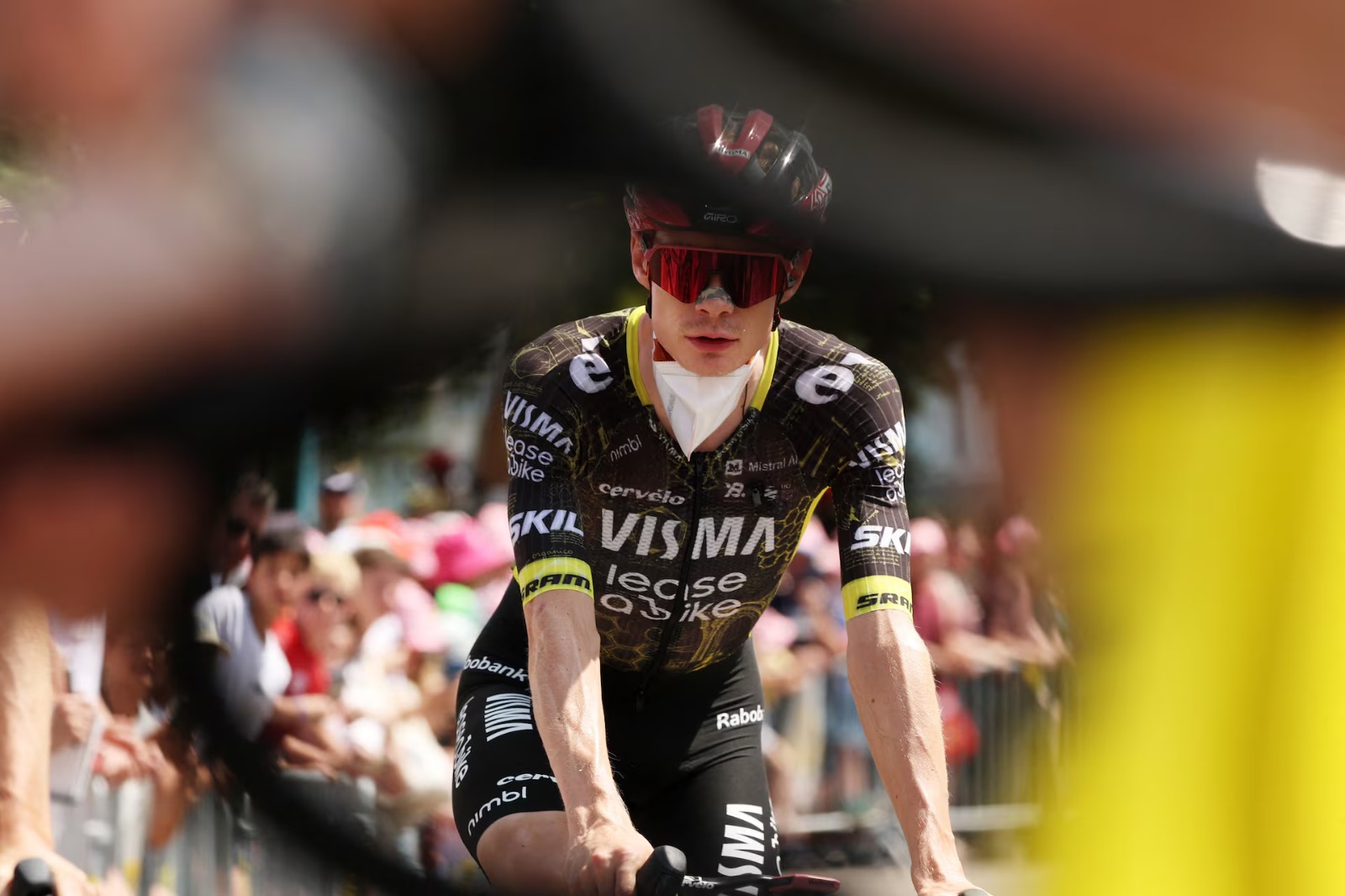 Jonas Vingegaard yagize imvune ituma ava mu isiganwa rya Tour de France
