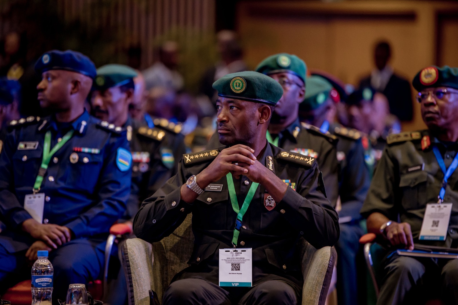 Umugaba Mukuru w'Ingabo z'u Rwanda, Gen Mubarakh Muganga yari akurikiye ibiganiro muri ISCA