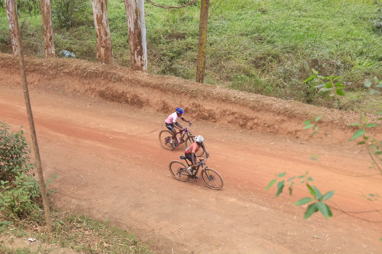 Umusambi Gravel Race, ni isiganwa rikinirwa mu mihanda y'igitaka ikikije igishanga cya Rugezi