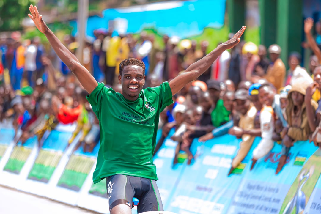 Mufiteyezu Emmanuel yongeye kwitwara neza mu bagabo bakoresha amagare asanzwe