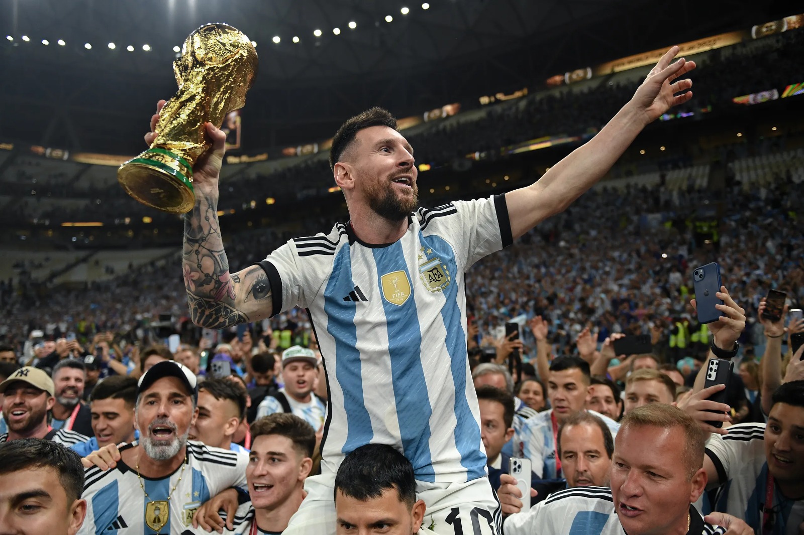 Lionel Messi yasezeye mu Ikipe y’Igihugu ya Argentine yahesheje Igikombe cy'Isi cya 2022