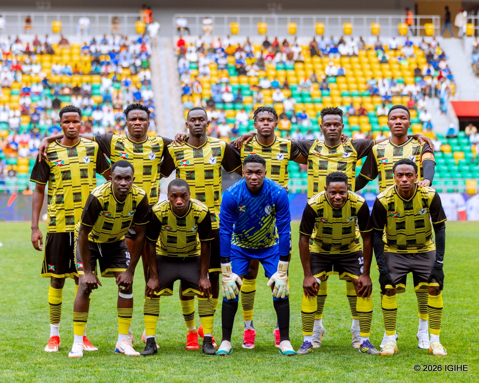Abakinnyi 11 Aigle Noire yabanje mu kibuga