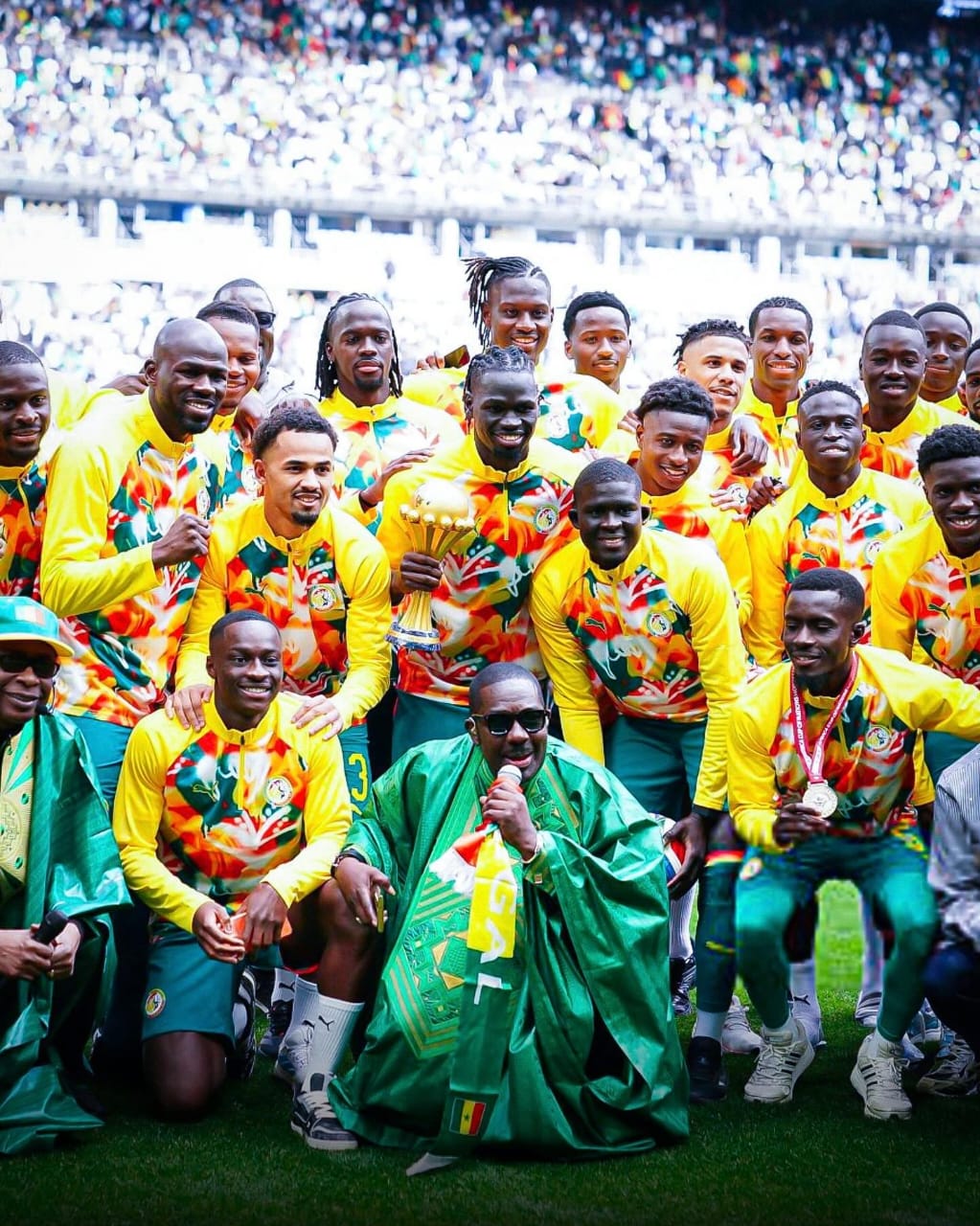Abakinnyi ba Sénégal bishimira Igikombe cya Afurika