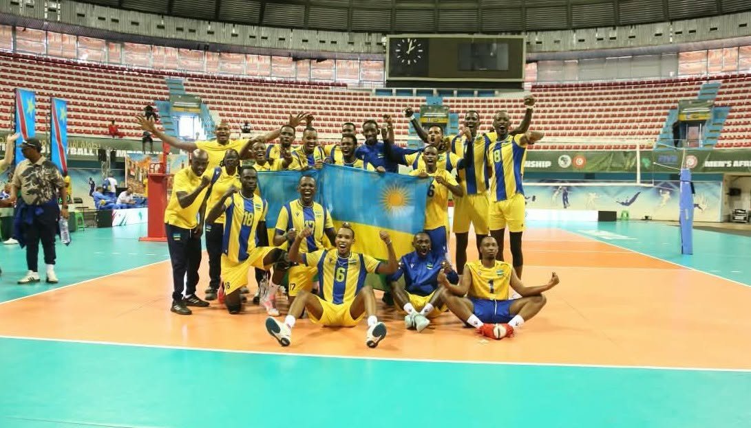 Abakinnyi b'u Rwanda bishimira intsinzi babonye kuri RDC