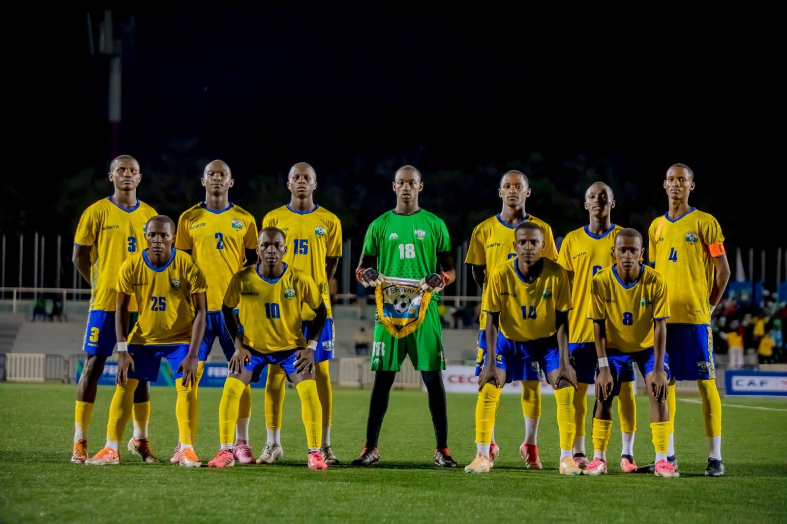 Abakinnyi b'Amavubi U17 babanje mu kibuga