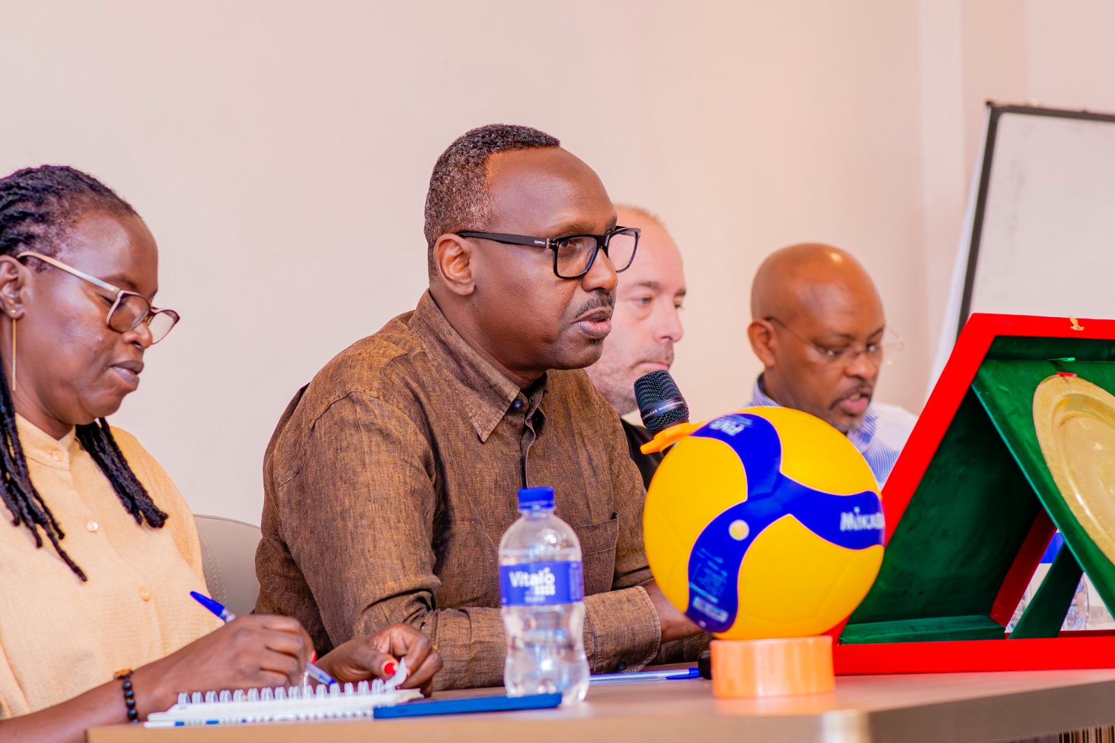 Perezida wa FRVB, Ngarambe Raphaël, yavuze ko bishimira uko umwaka ushize w'imikino wagenze ndetse bifuza ko uyu wa 2026/27 ugenda neza kurushaho