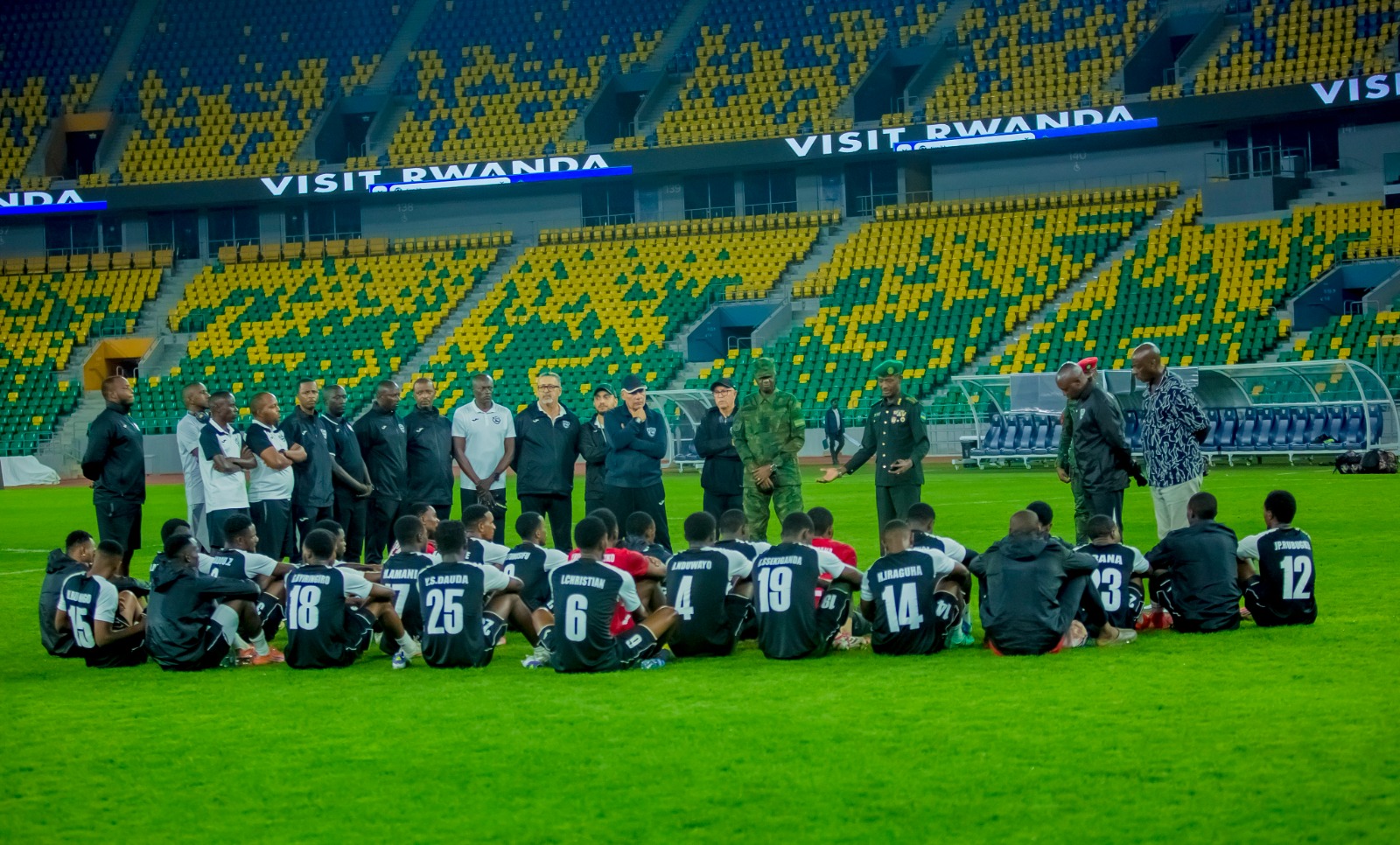 Abakinnyi ba APR FC basabwe gushimisha Abanyarwanda