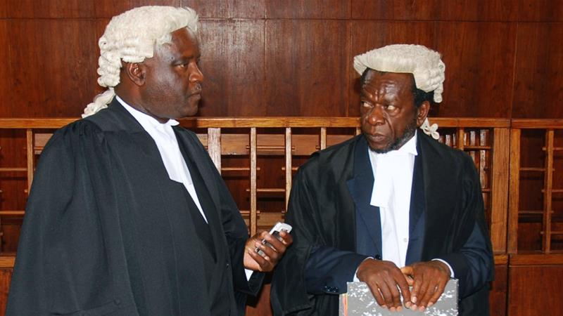 Ubushyuhe bukabije bwatumye Urukiko rurinda Itegeko Nshinga muri Malawi rusubika kimwe mu byasabwaga abanyamategeko n’abacamanza cyo kwambara ingofero z’umweru n’amakanzu y’umukara mu cyumba cy’urukiko