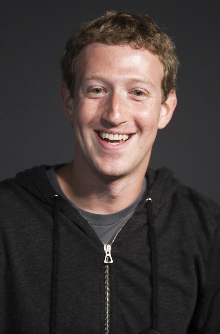 Mark Zuckerberg ku myaka 29 niwe ufite akayabo cyane mu bakiri munsi y'imyaka 30 aho afite miliyari 28,5 z'amadolari akaba uwa 21 ku rutonde ku Isi