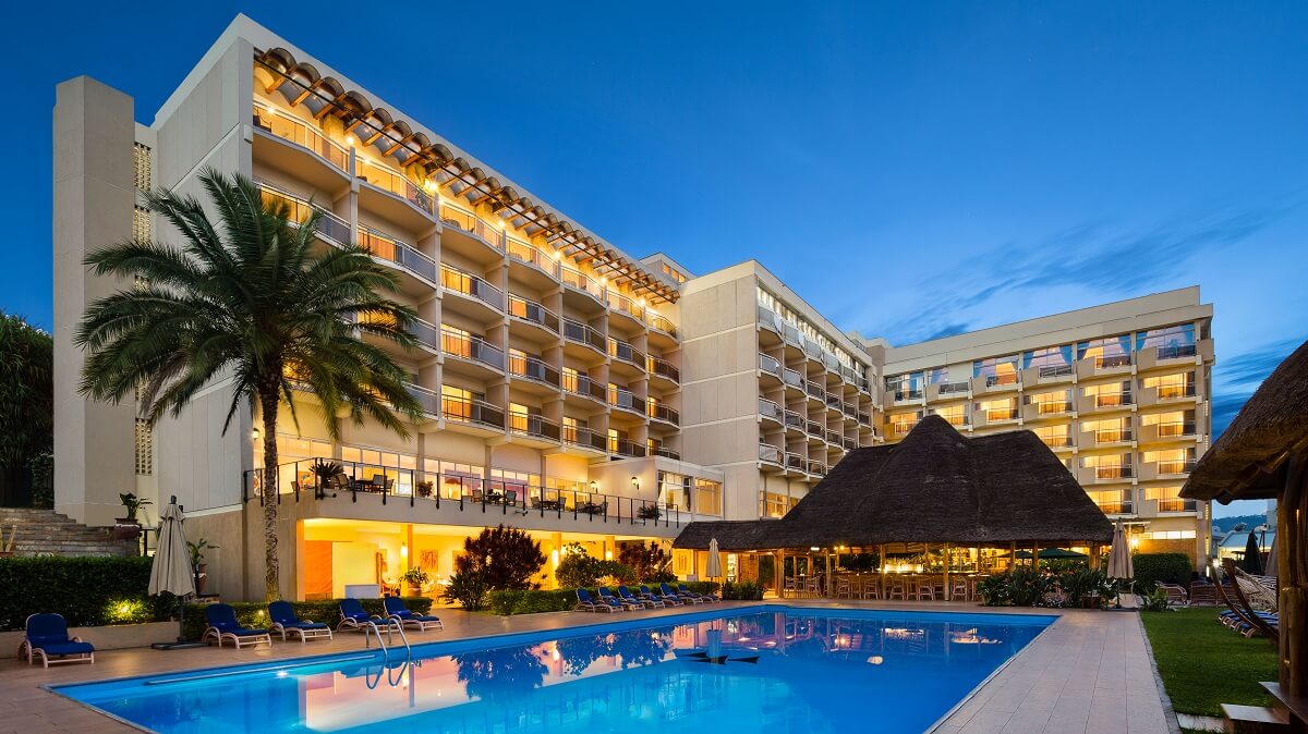 Hotel des Mille Collines yahawe icyemezo cy’ubuziranenge bwa serivisi itanga
