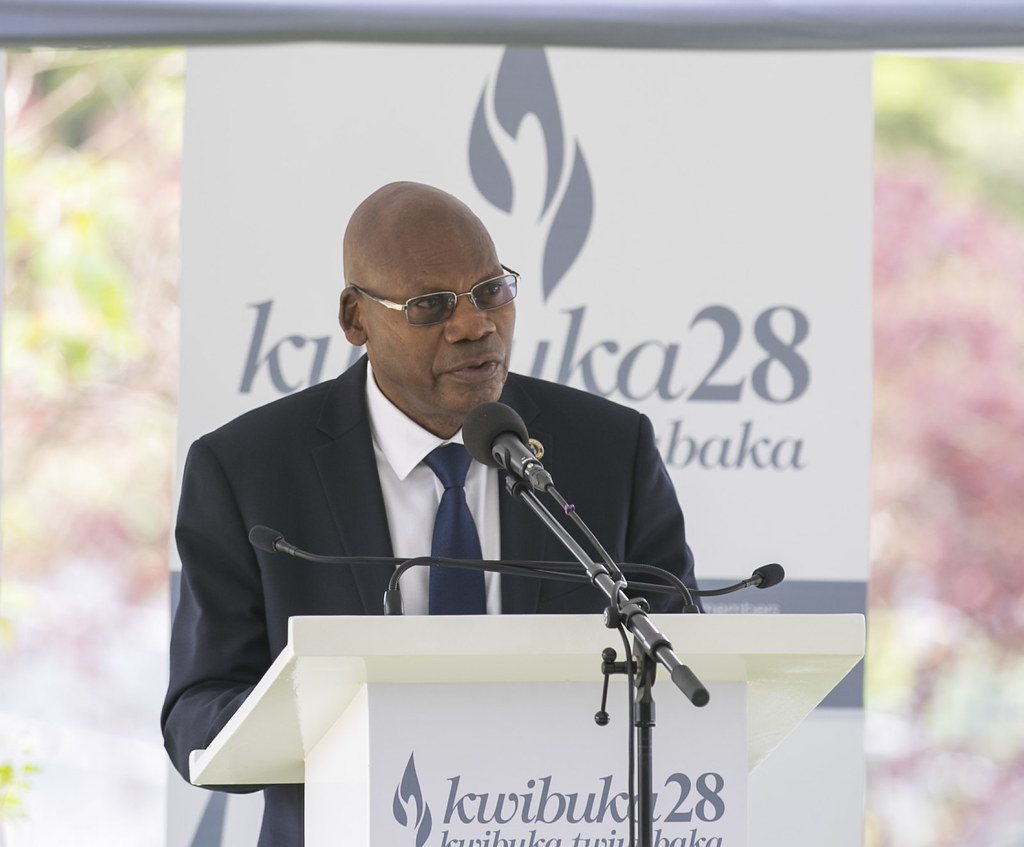 Guhakana no gupfobya Jenoside ni nko kujomba icyuma mu bikomere by'abarokotse-Dr Iyamuremye