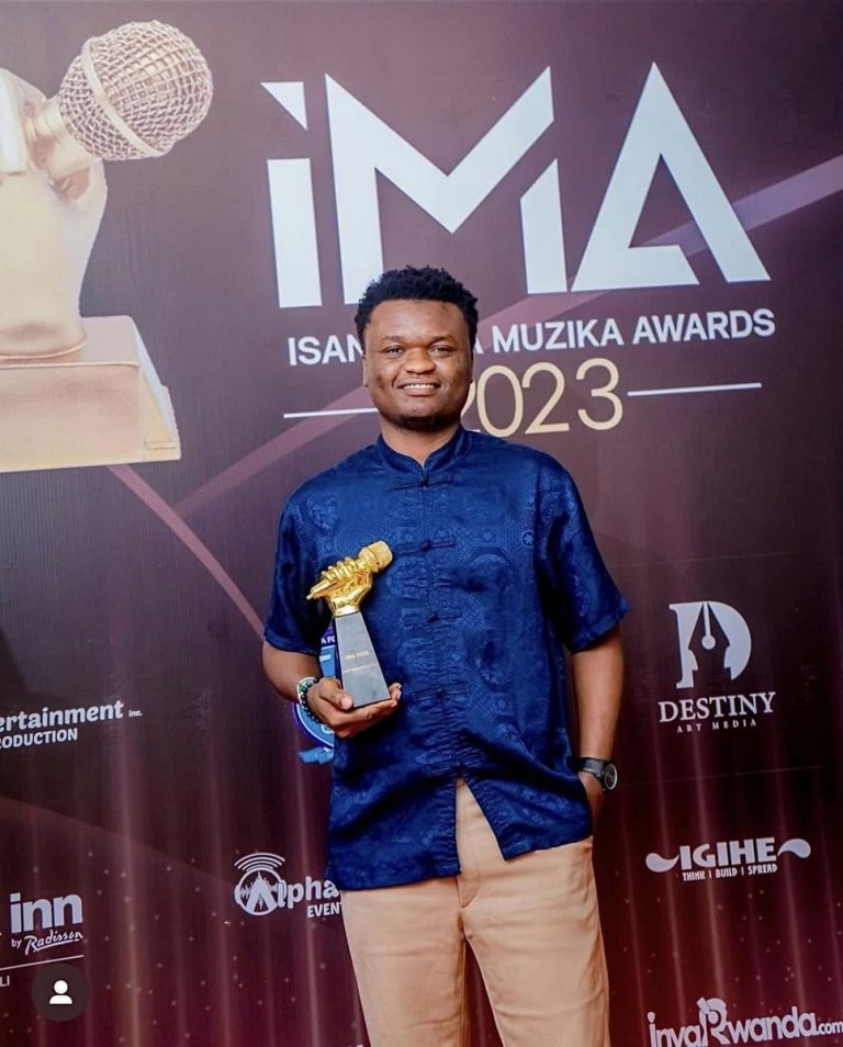 Uko yakoranye na The Ben n’umwihariko we mu gutunganya amashusho:  Ikiganiro na John Elarts