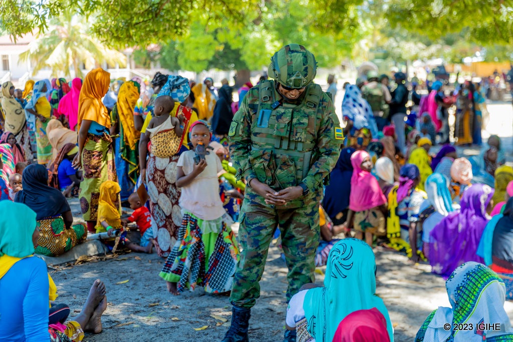 Ubuzima bwarahindutse! Tujyane i Quionga aho RDF yatangiriye guhashya ibyihebe i Cabo Delgado (Video)