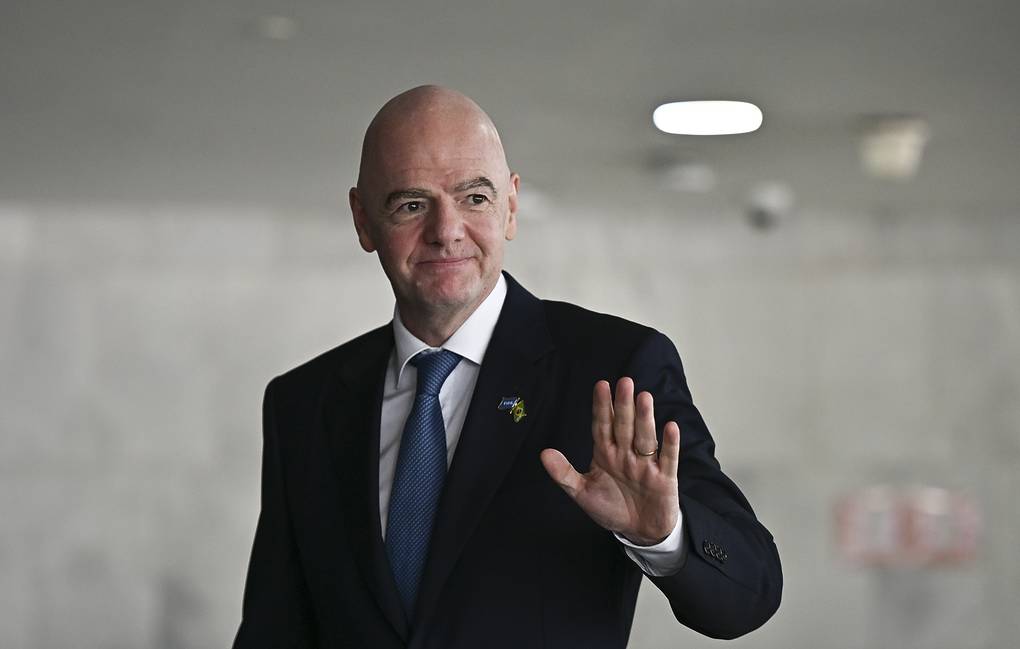 Ukraine yashyize Infantino ku rutonde rw'abanzi bo kwikiza