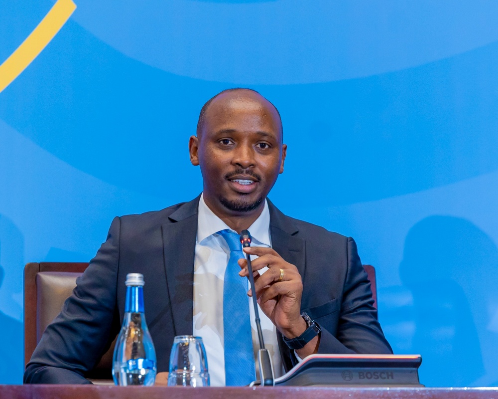 Nta wivuga amabi- Minisitiri Nsanzimana kuri Kenya ivuga ko inzoga zahagaritswe mu Rwanda zujuje ubuziranenge