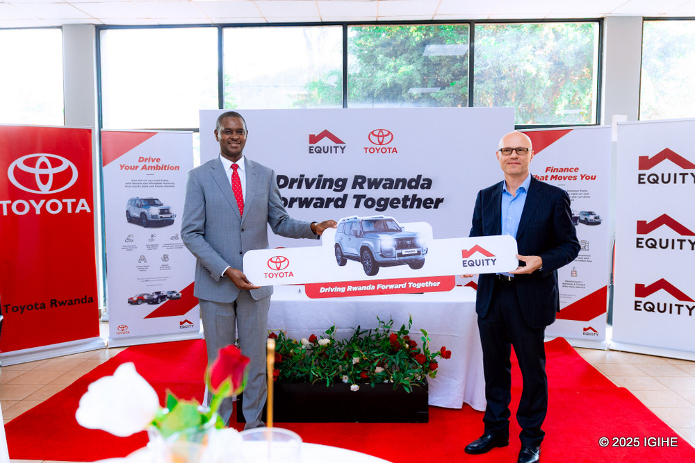 Equity Bank na Toyota Rwanda bahurije imbaraga korohereza abakiliya kugura imodoka
