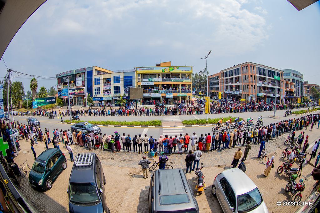Abatekinisiye ba UCI bazitabira isozwa rya Tour du Rwanda 2023