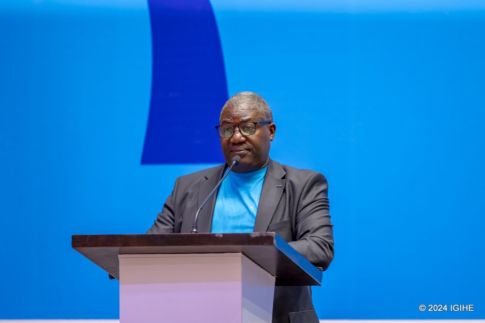 Minisitiri Dr. Mugenzi yasabye abanyamadini gushyira imbere ubumwe bw’Abanyarwanda, bakirinda amacakubiri