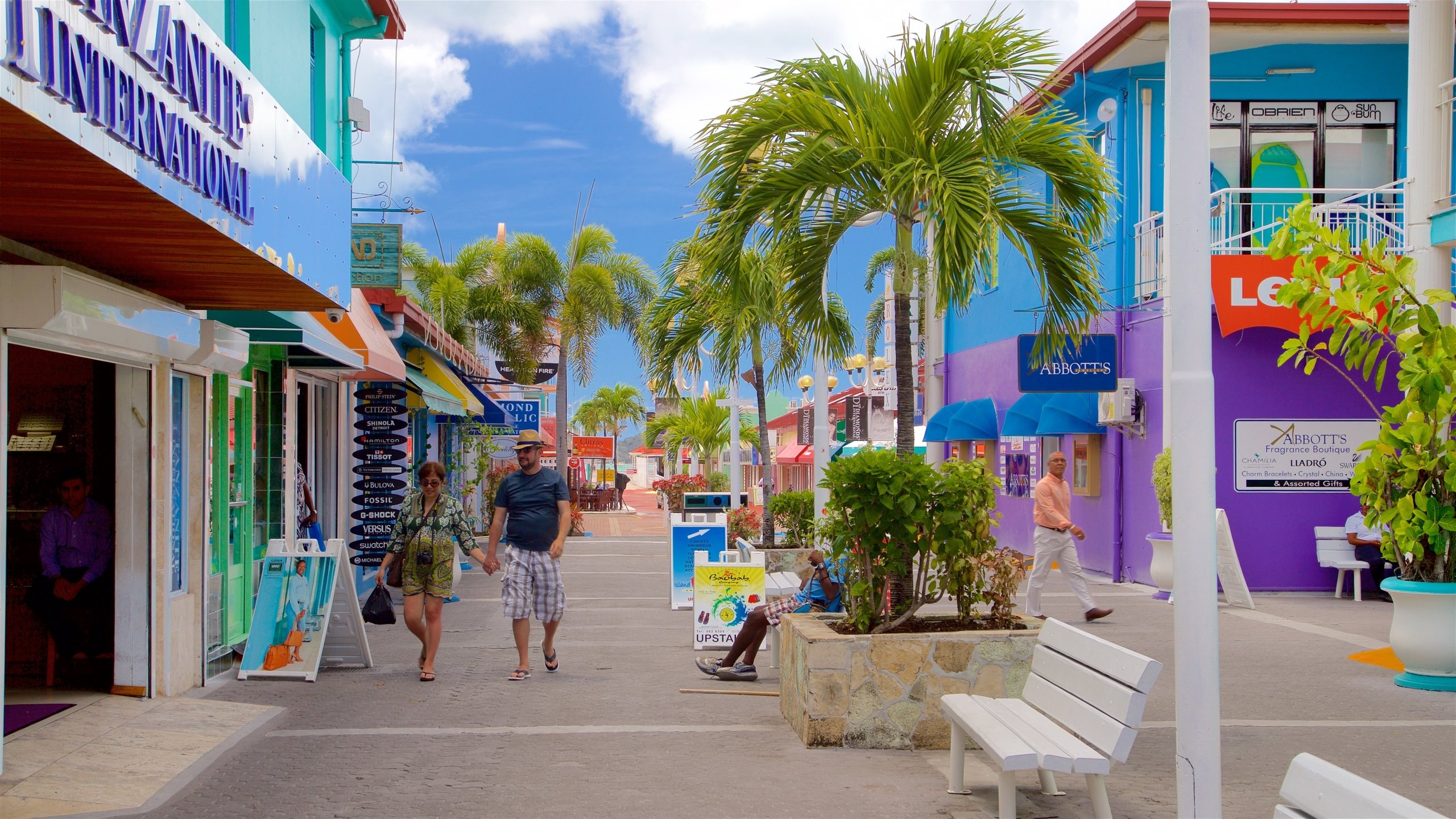 Tujyane muri Antigua na Barbuda iherutse gukuriraho Visa Abanyarwanda (Amafoto)