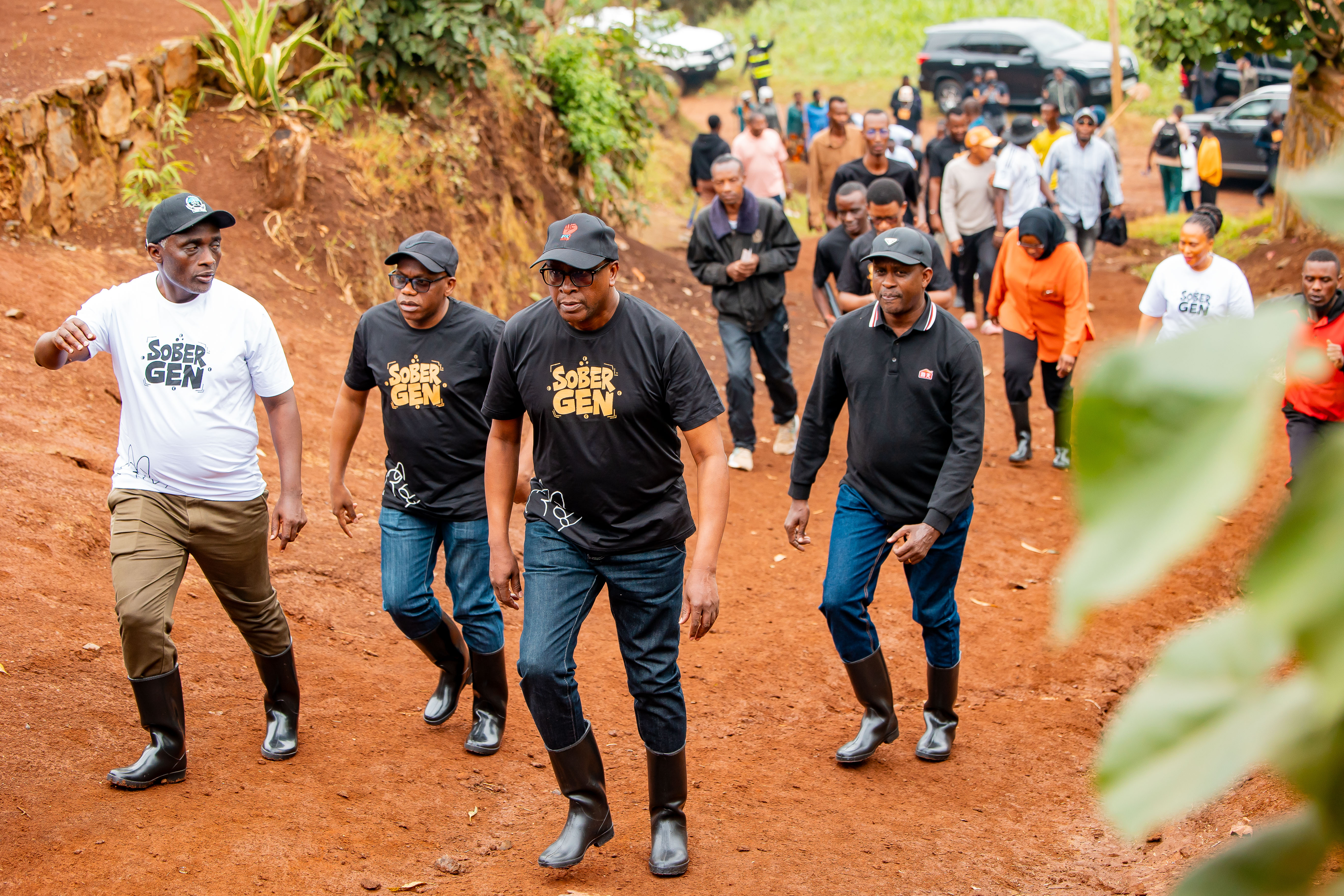 Icyuma kirakata, kiratema, kiraca; iyo kigiye mu mubiri kirawuca – Minisitiri Bizimana