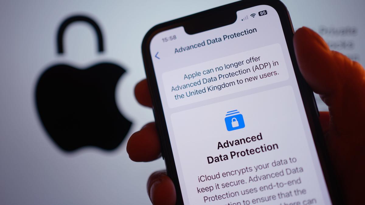 U Bwongereza: Apple yahagaritse uburyo bwo kubika mu ibanga amakuru y’abakoresha serivisi zayo