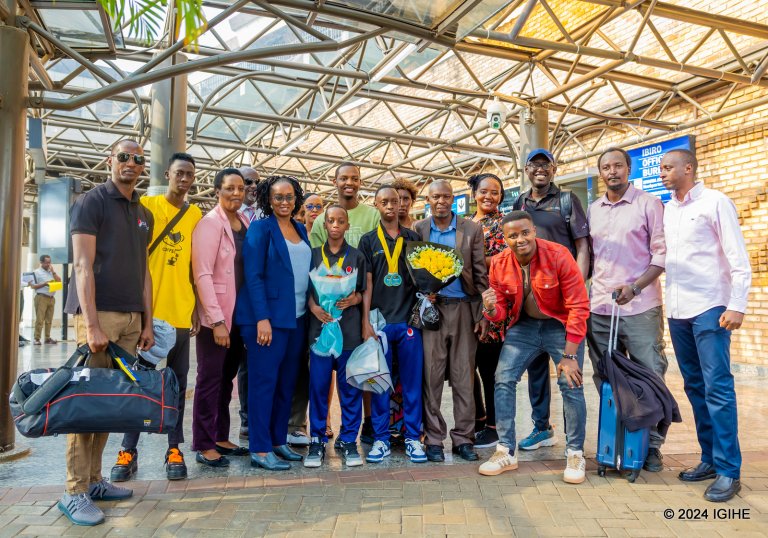 Karate: Abana bafashije u Rwanda kwegukana imidali ku rwego Nyafurika bakiranywe urugwiro