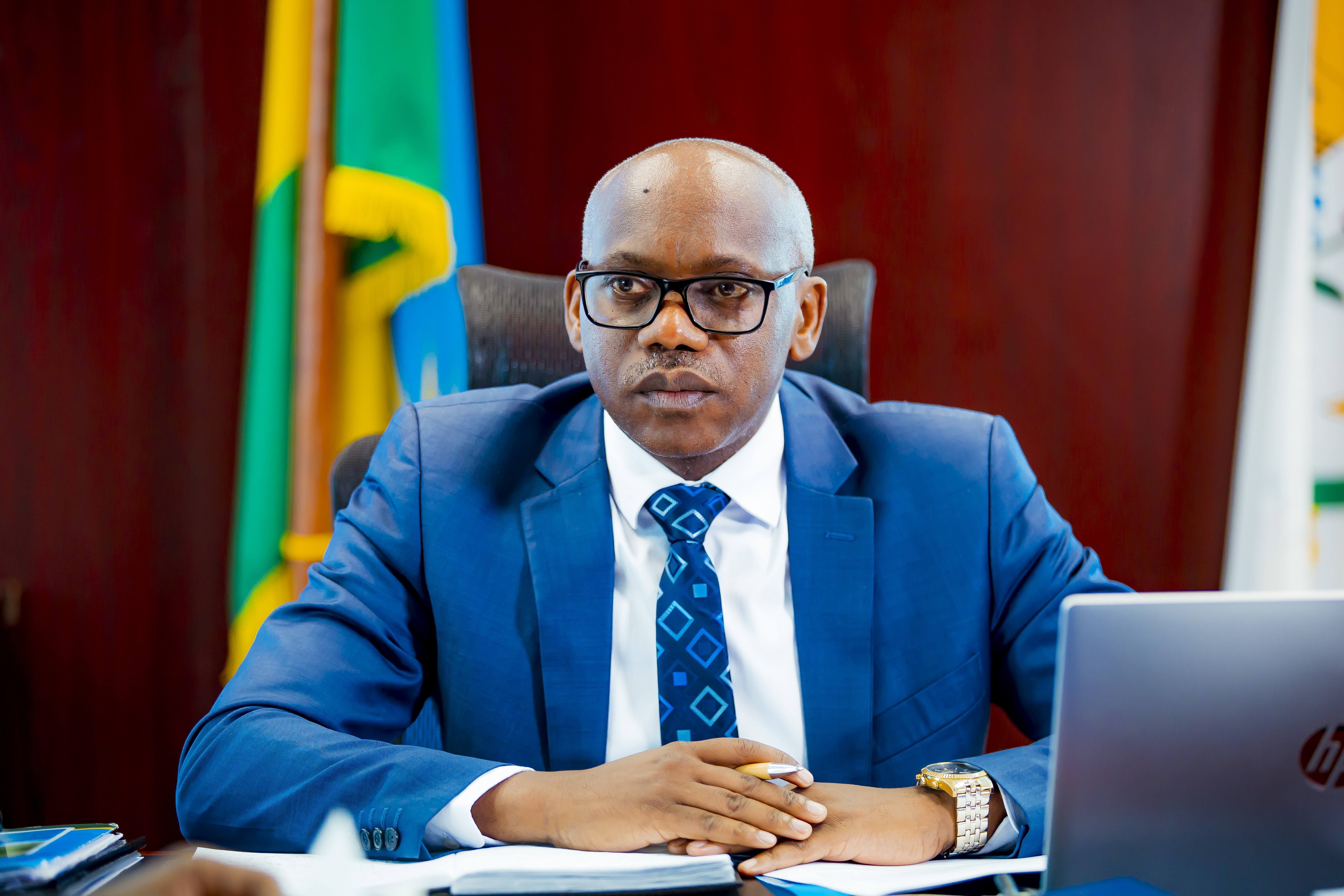 Abahanganye n'inzego z'umutekano i Rubavu n'imishinga migari: Ikiganiro na Guverineri Ntibitura