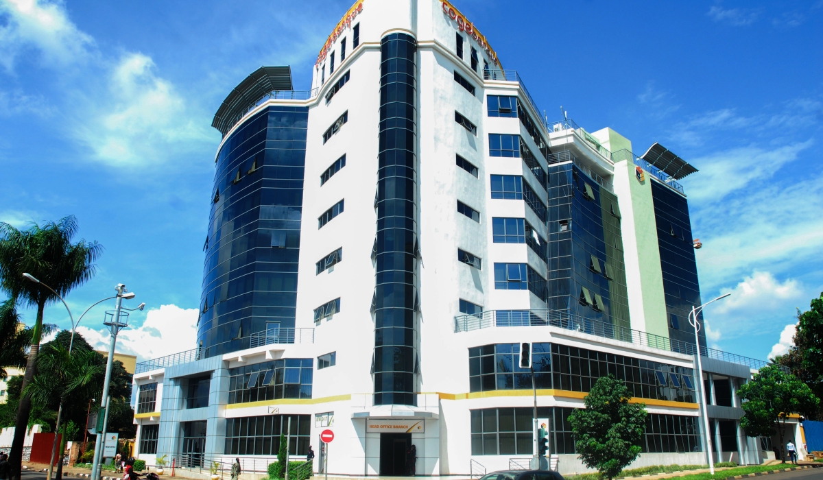 Cogebanque yibukije abakiliya bayo ko kwizigamira ari umusingi w’ahazaza heza