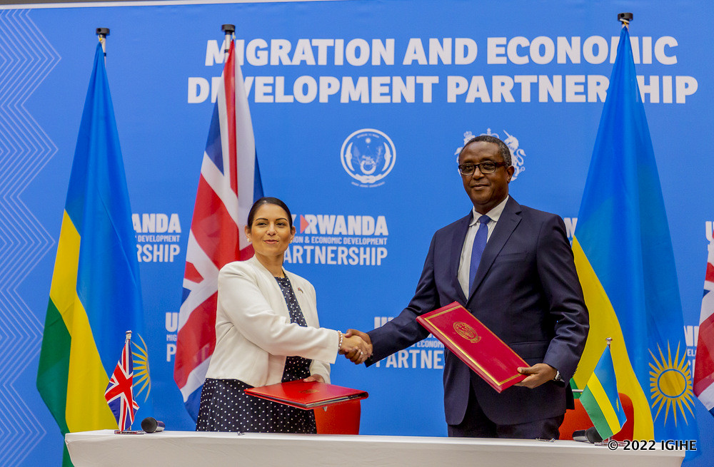 Iyegura rya Boris Johnson ntirizabuza u Bwongereza kohereza abimukira mu Rwanda