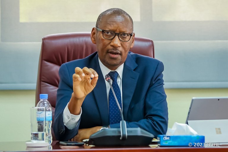 Urugendo rw’u Rwanda mu kuba igicumbi cy’ikoranabuhanga rikoreshwa mu mabanki n’ibigo by’imari