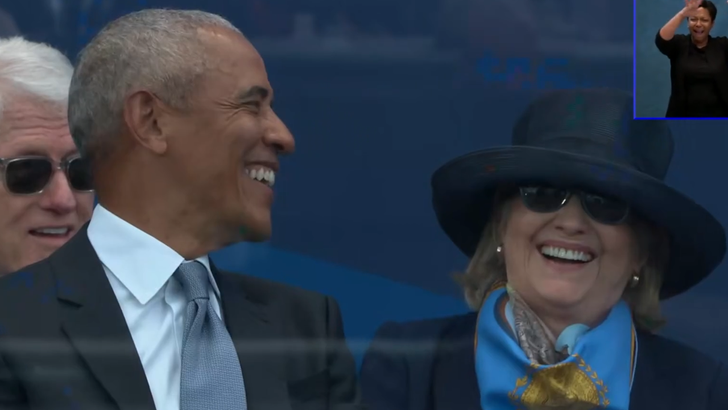Michelle Obama yaninuye Trump mu ruhame, Hillary Clinton amuha urw’amenyo