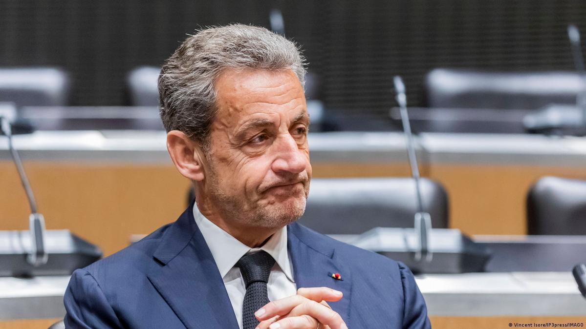 U Bufaransa: Sarkozy ushinjwa kwakira impano na Libya yasabiwe kugezwa mu butabera