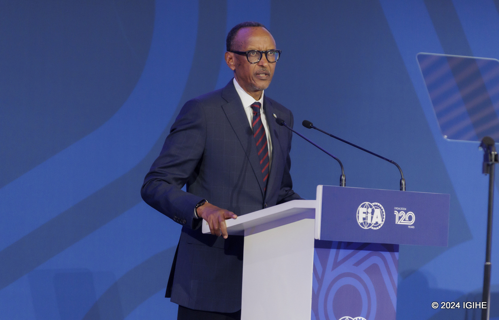 Perezida Kagame yatanze kandidatire y'u Rwanda yo kwakira Formula One