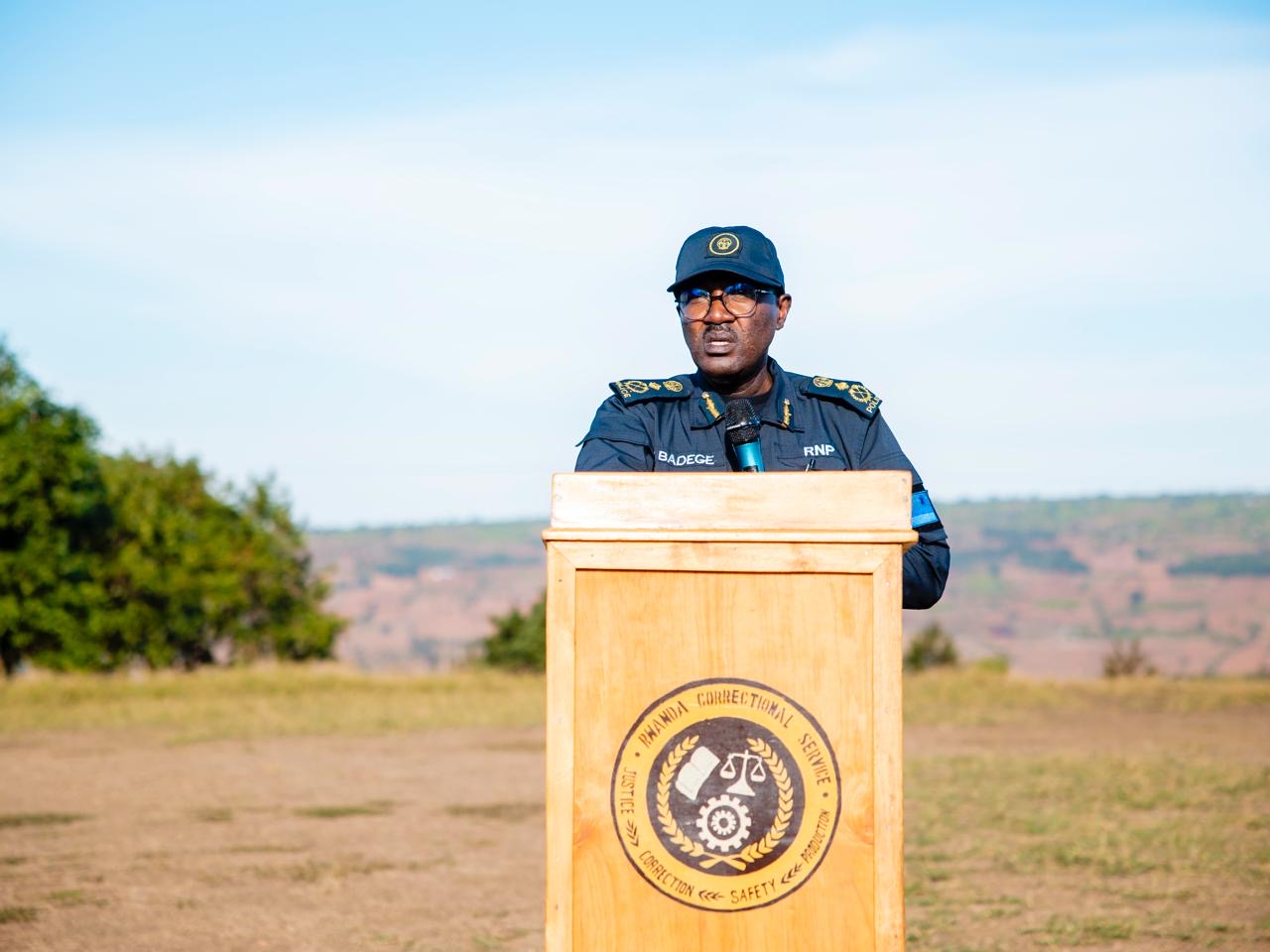 Rwamagana: CP Badege yaburiye abaturage bafasha abagororwa kwinjiza ibiyobyabwenge mu Igororero