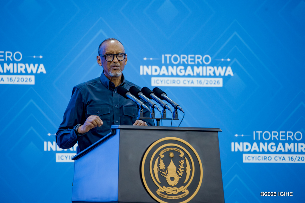 Muramenye mutazakora ishyano – Perezida Kagame yahanuye Intore z’Indangamirwa