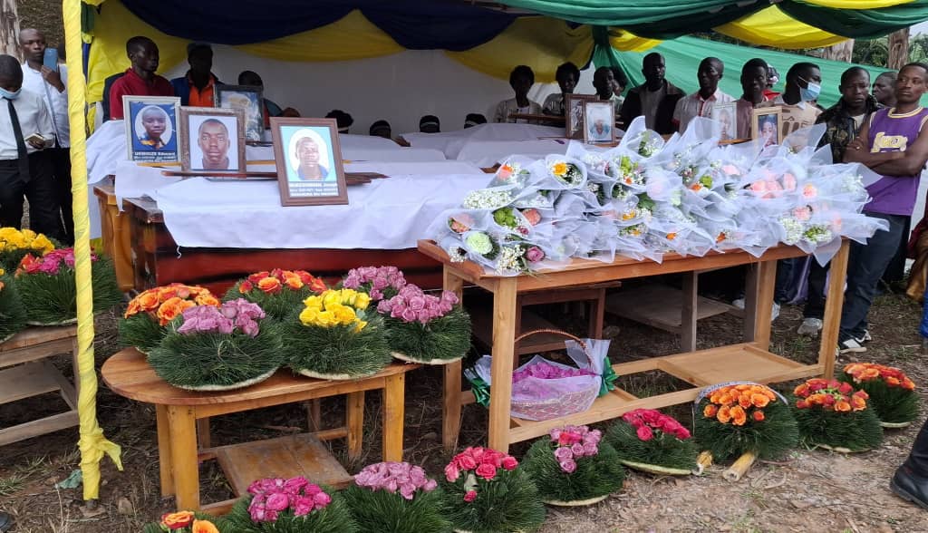 Nyamasheke: Ababuriye ababo mu mpanuka y’urukuta bijejwe impozamarira