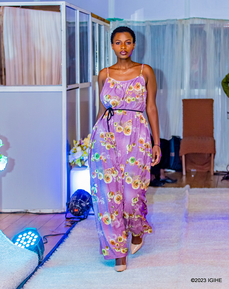 Uruganda Janiya rwamurikiye Abanyakigali imyambaro rukora (Amafoto)