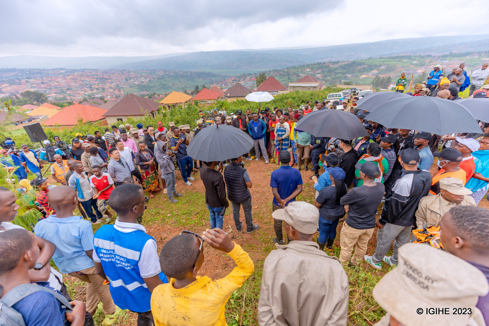 Kicukiro: Abanyarwanda bize mu Bushinwa bishyuriye mituweli abarenga 300