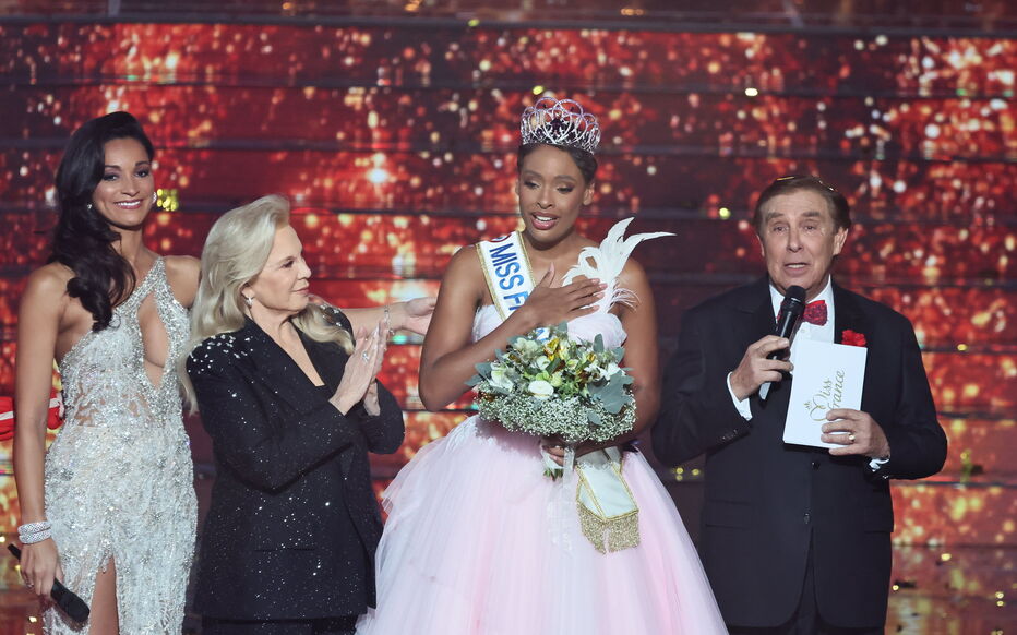 Yegukanye ikamba rya ‘Miss France’ ku myaka 34
