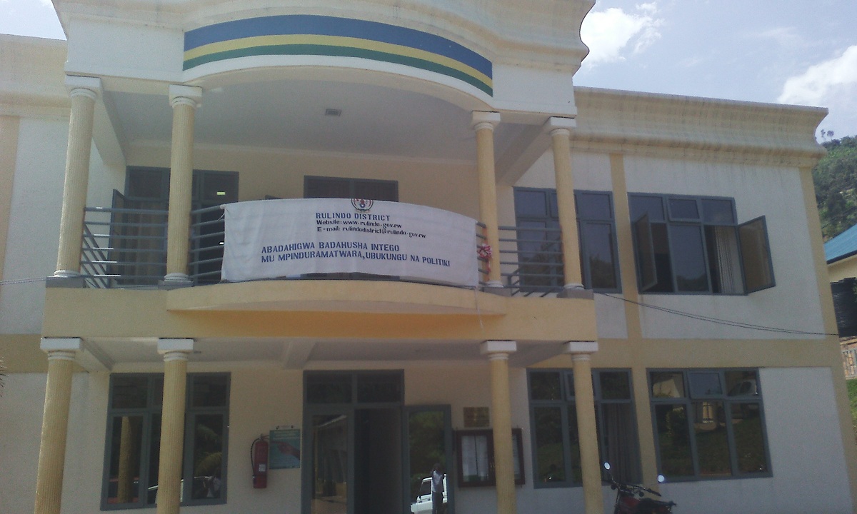 Hari igihe imvura izagwa igasanga ‘Meya’ mu biro – Depite Bitunguramye yatabarije Akarere ka Rulindo