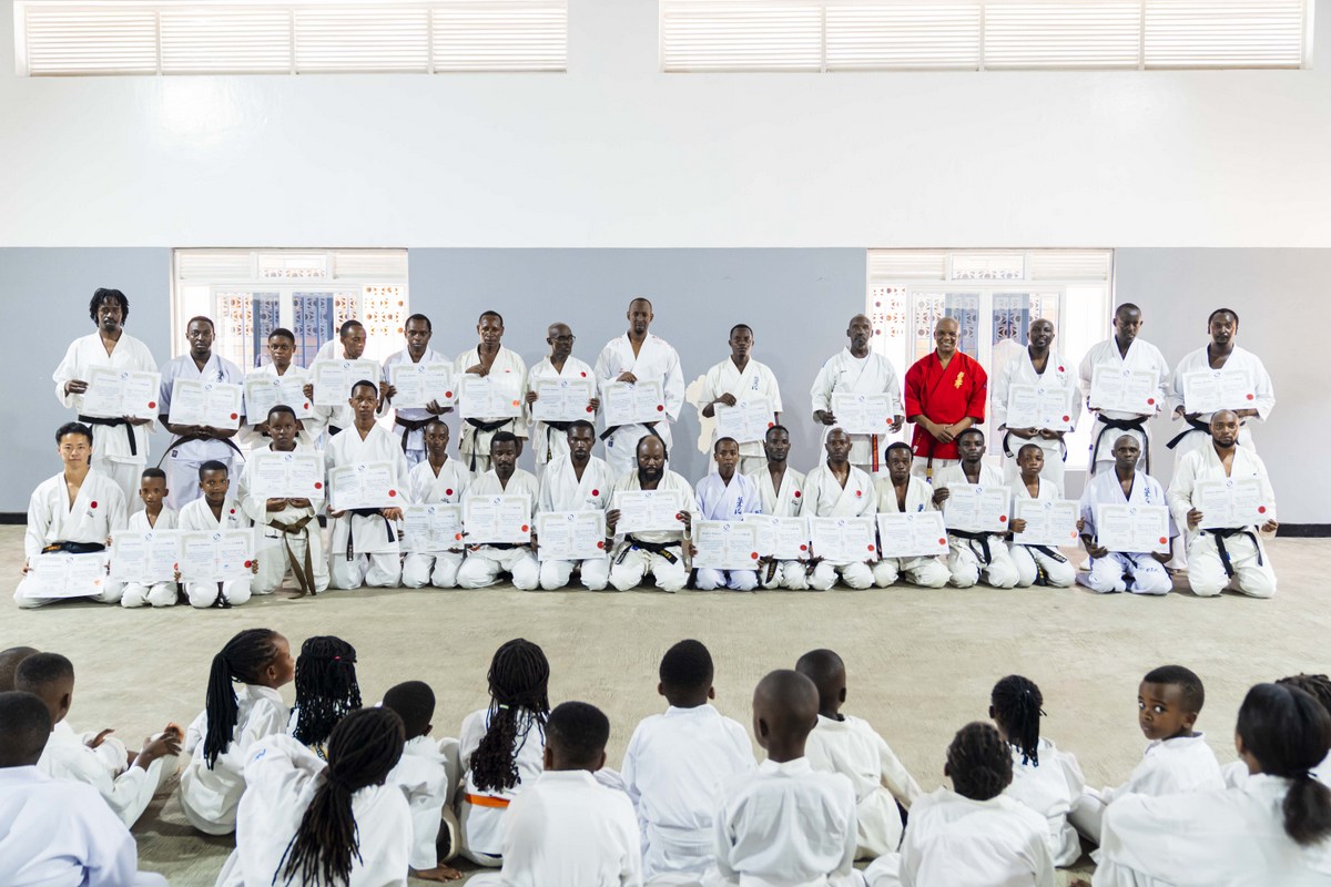 Abakinnyi barenga 200 ba Karate mu Rwanda basogongejwe kuri ‘Kyokushin Karate’ (Amafoto)