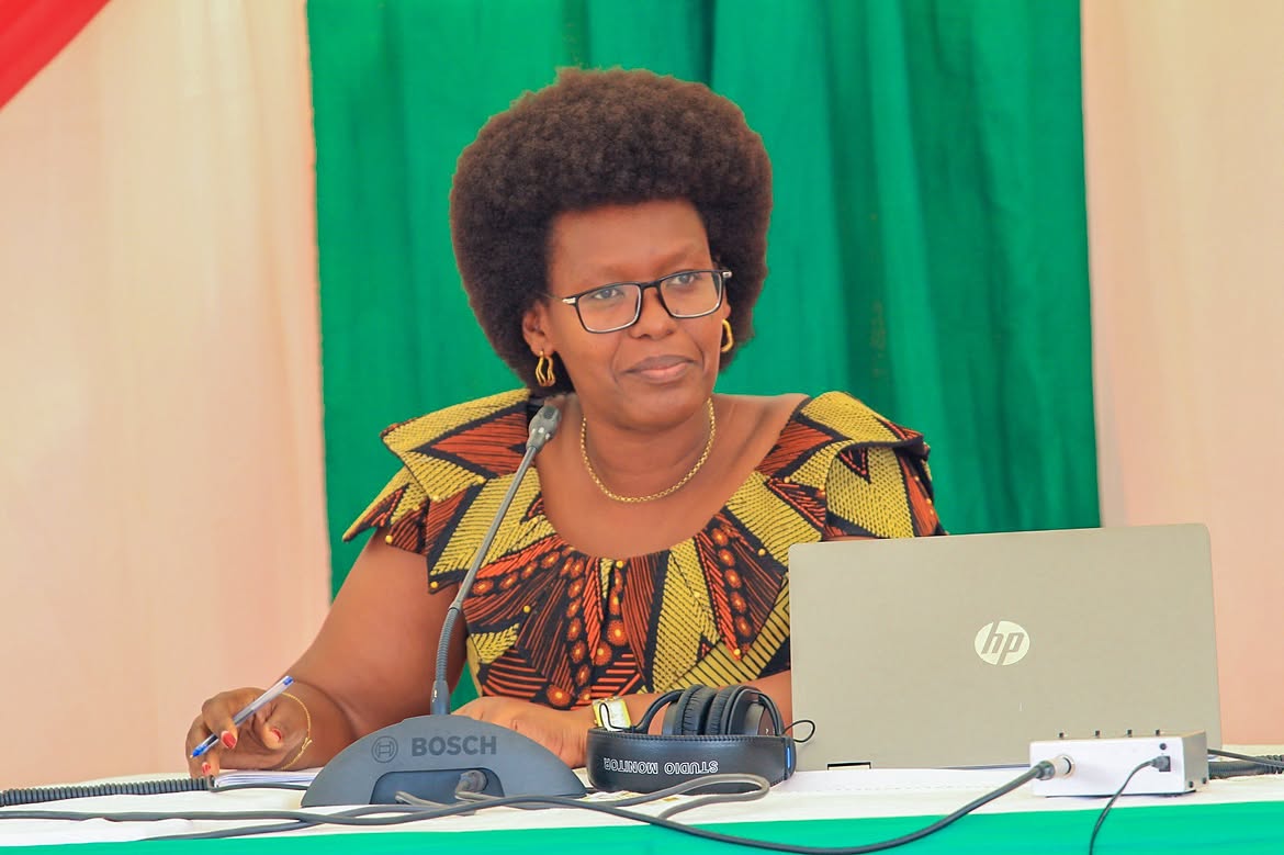 Burundi: Minisitiri ntiyemeranya n’urwego rwa Leta rwaciye indirimbo ya B-Face na Big Fizzo