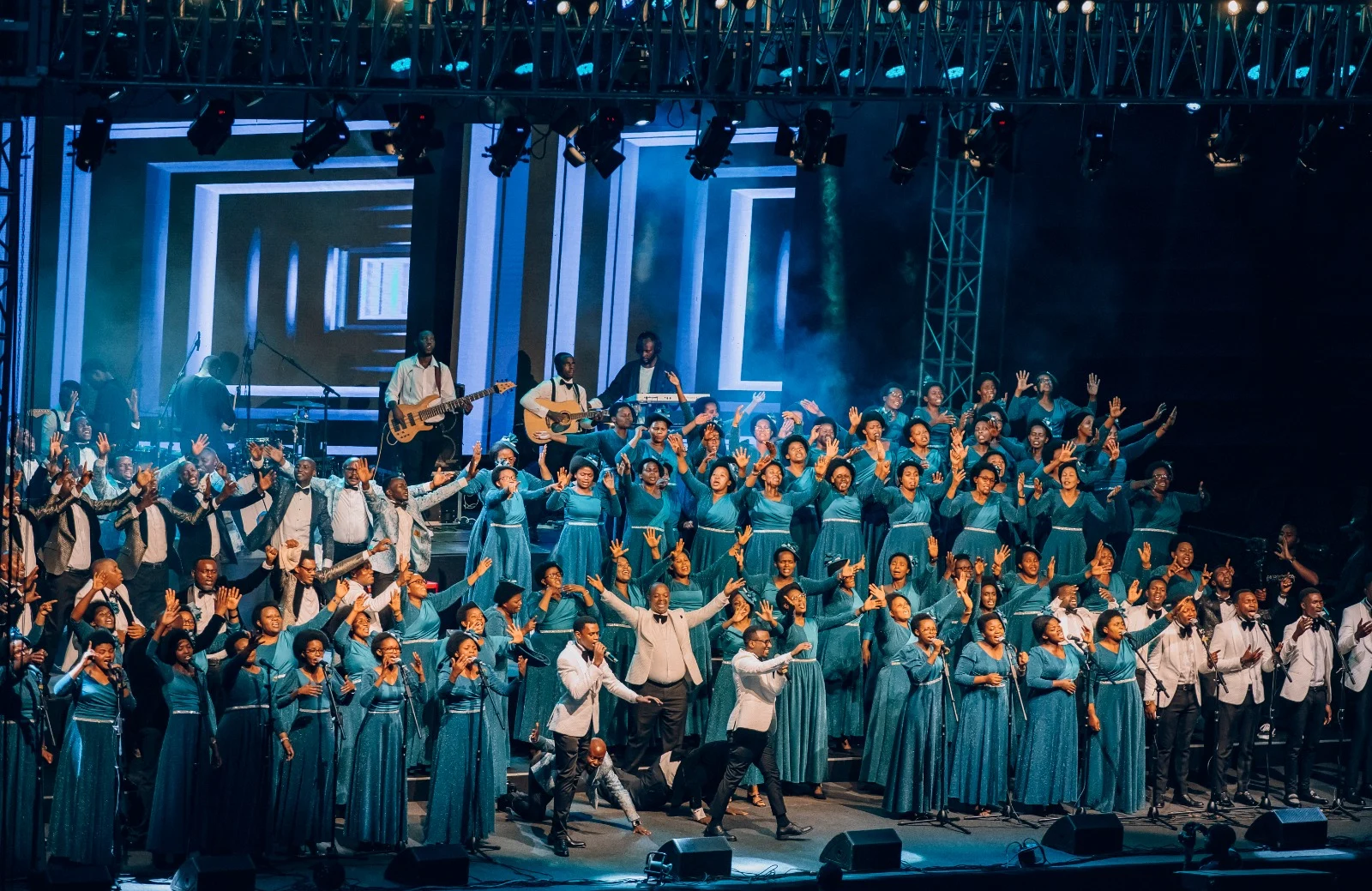 Shalom Choir igeze kure imyiteguro ya Ewangelia Easter Celebration Concert