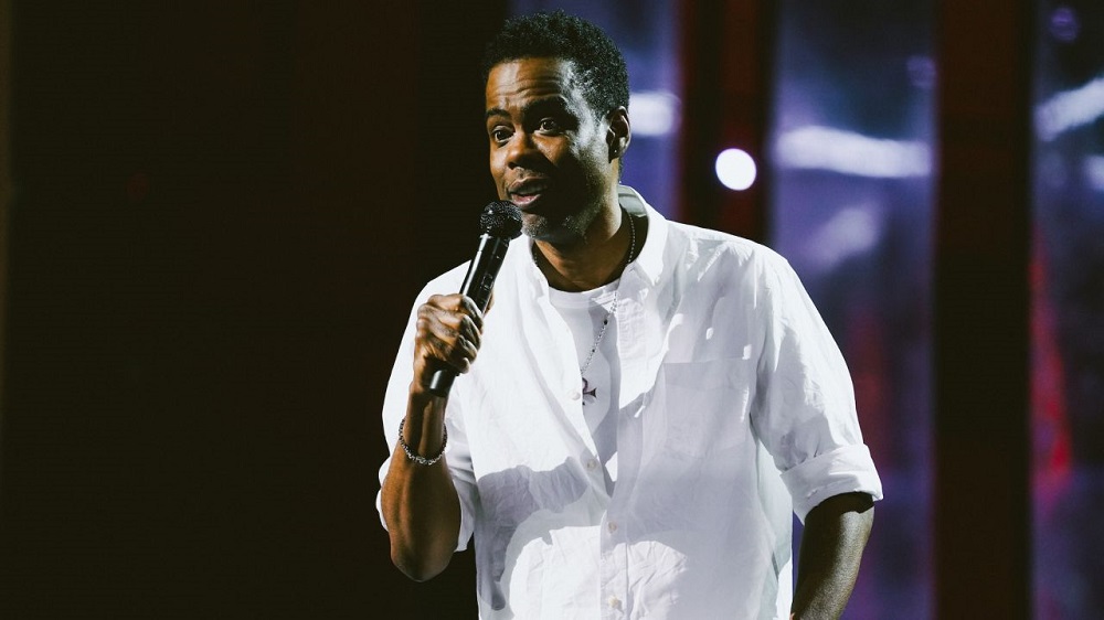 Bwa mbere Chris Rock yateye urwenya ku rushyi yakubiswe na Will Smith mu birori bya Oscar 2022