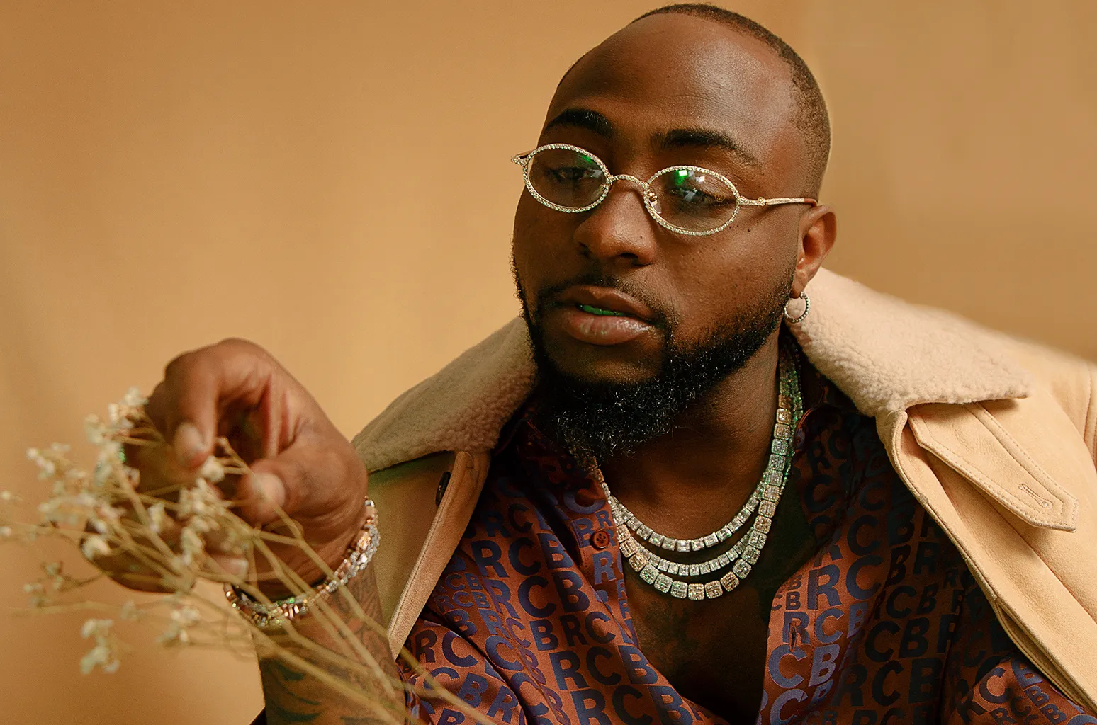 Habuze gato ngo niyahure – Davido yavuze ku bibazo by’ubwamamare byari bitumye ashaka urupfu