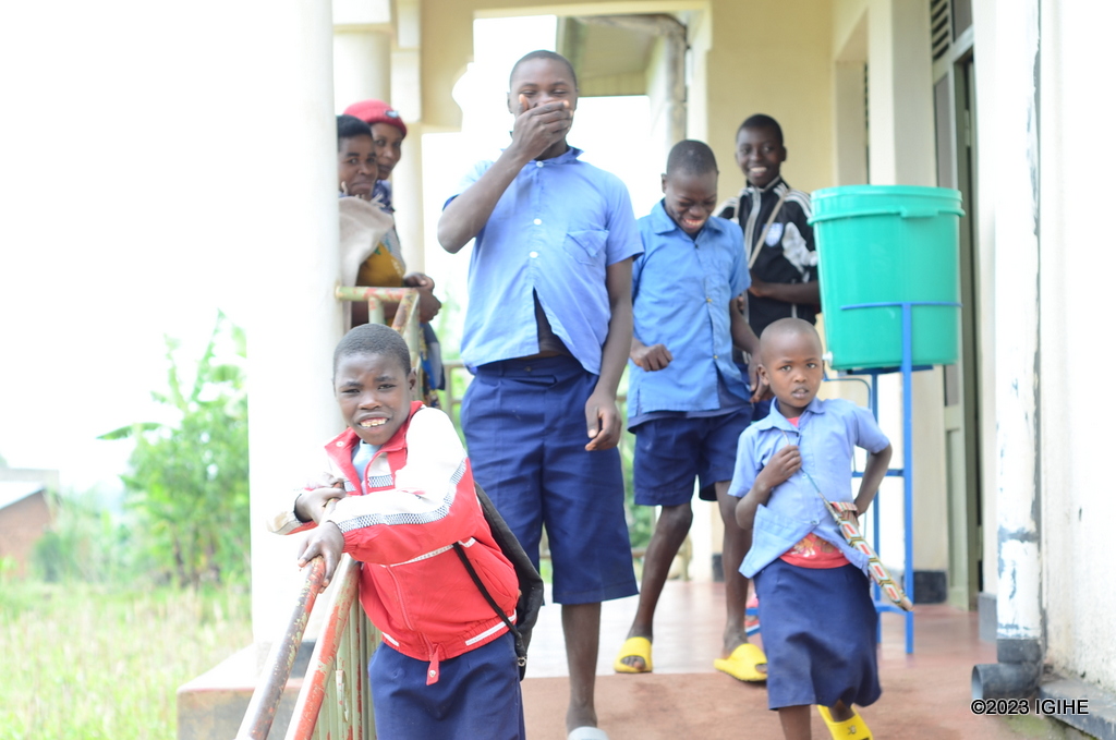 Impinduka ku bana bahoze bafatwa nk’ibicibwa kubera ubumuga, ubu bakaba batanga icyizere cy’ejo hazaza