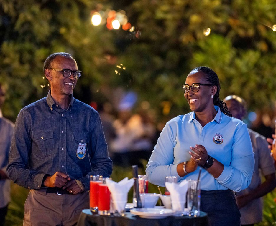Amafoto 50 yaranze ibirori byo kwishimira intsinzi ya Perezida Kagame