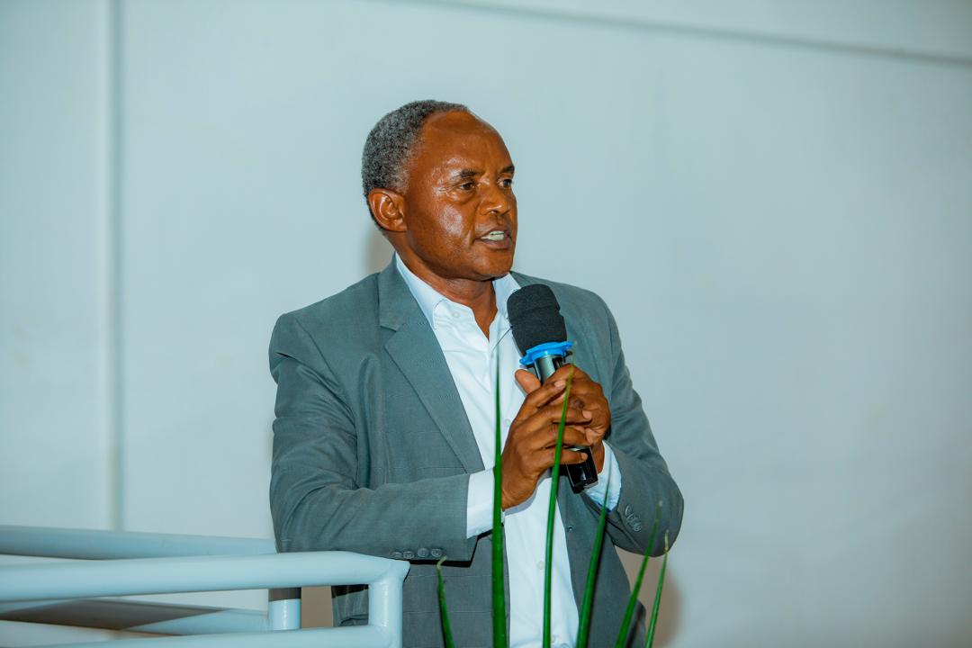 Brig Gen (Rtd) Semugeshi wabaye Umushinjacyaha Mukuru wa FDLR yavuze impamvu hari abarwanyi badataha