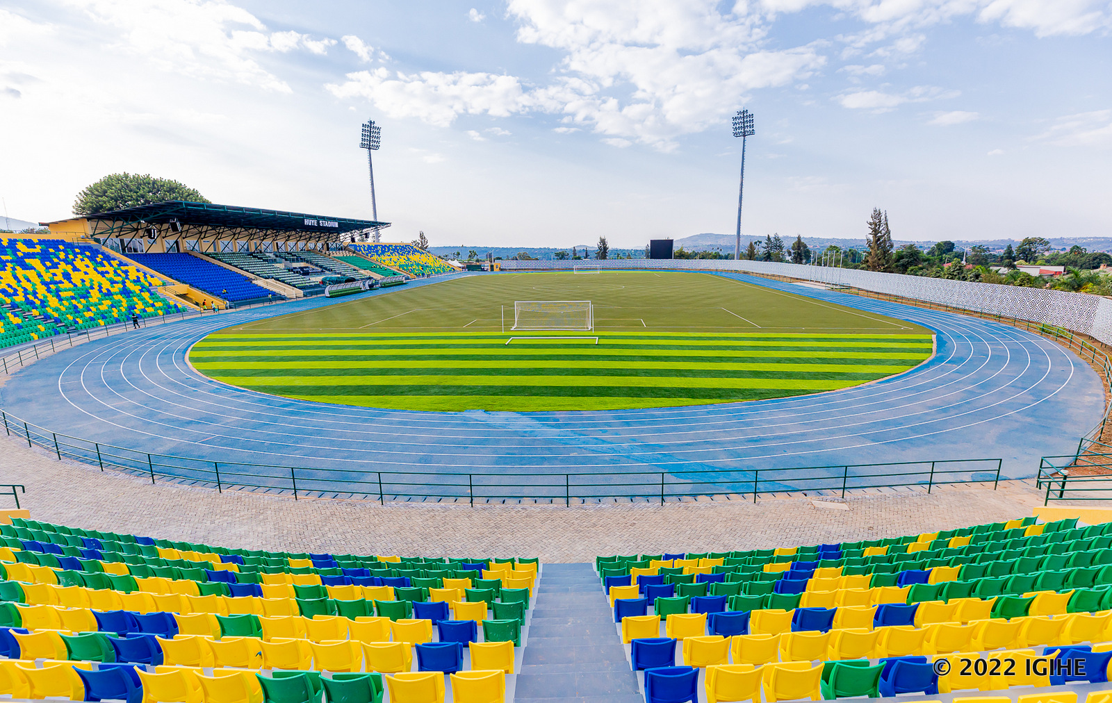 Stade Huye irarabagirana (Amafoto)